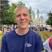 Privater Französischlehrer bietet individuellen Online-Unterricht